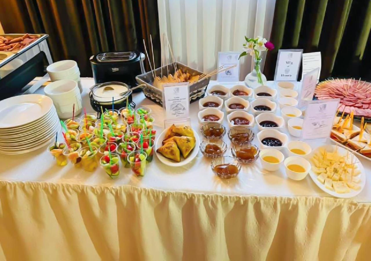 דושאנבה Hotel Shumon מראה חיצוני תמונה