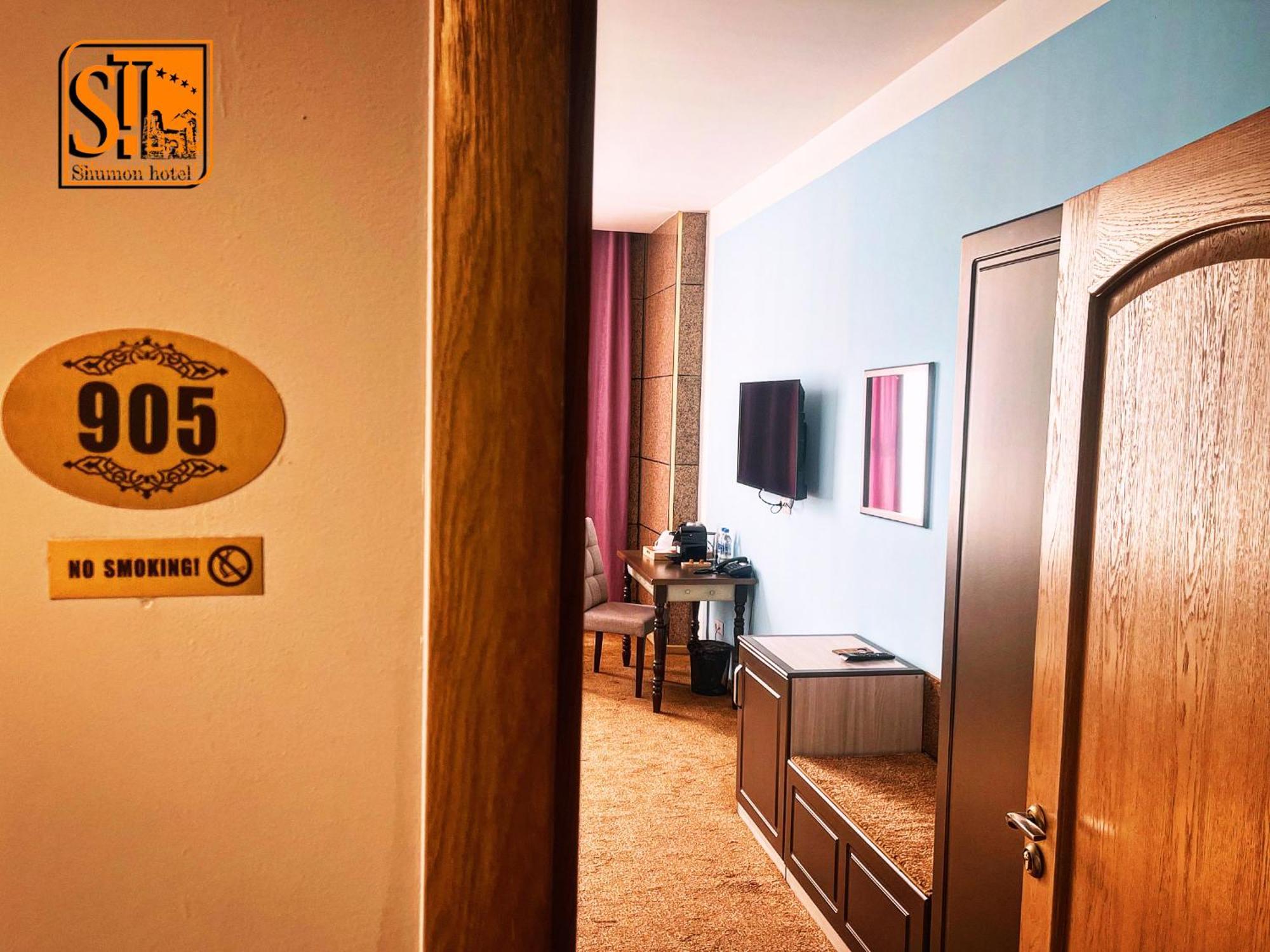 דושאנבה Hotel Shumon מראה חיצוני תמונה